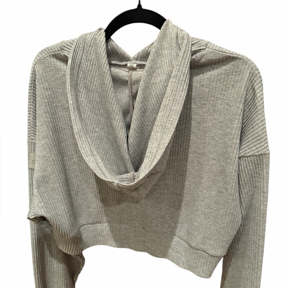 ALO Yoga Gray Sweater Small - Picture 4 of 4